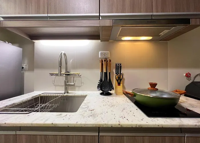 Luxe 1br - Near Bgc & Venice Grand Canal * مانيلا