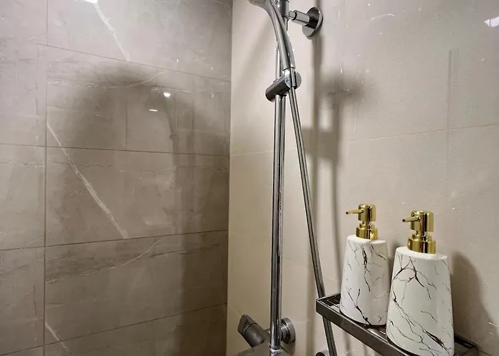 شقة Luxe 1br - Near Bgc & Venice Grand Canal