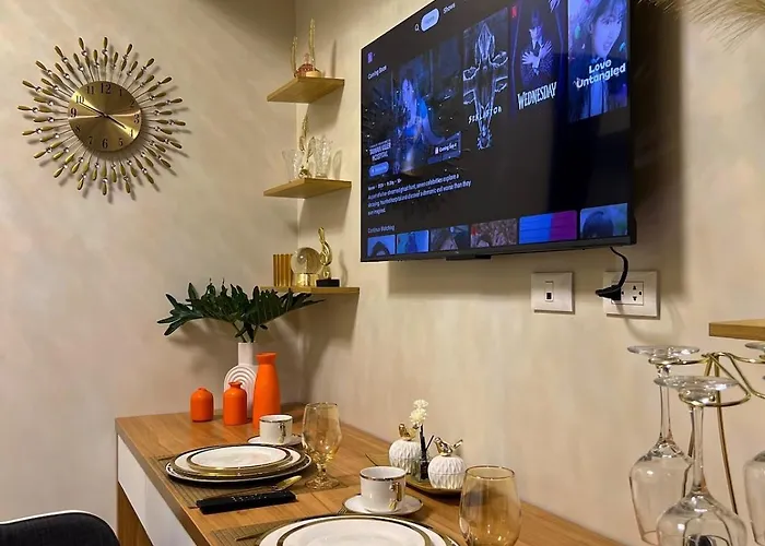 Luxe 1br - Near Bgc & Venice Grand Canal شقة *